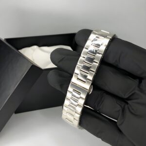 Patek Philippe Geneve – Stainless Steel Luxury Watch - Green Dial - Image 3